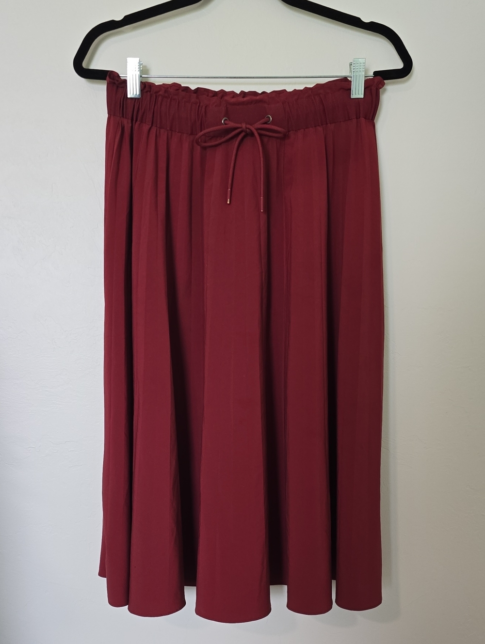 Athleta Burgundy Drawstring Midi Skirt